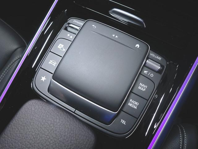 ＧＬＡクラス ＧＬＡ１８０　Ｂｌｕｅｔｏｏｔｈ接続　ＥＴＣ　ＬＥＤヘッドライト　ＴＶ　アイドリングストップ　クルーズコントロール　コネクテッド機能　サイドカメラ　シートヒーター　トランクスルー　ナビ　バックモニター　フロアマット（19枚目）