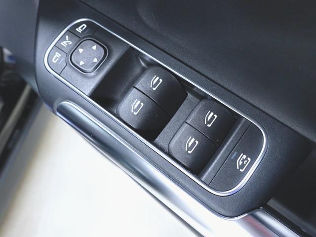 ＧＬＡクラス ＧＬＡ１８０　Ｂｌｕｅｔｏｏｔｈ接続　ＥＴＣ　ＬＥＤヘッドライト　ＴＶ　アイドリングストップ　クルーズコントロール　コネクテッド機能　サイドカメラ　シートヒーター　トランクスルー　ナビ　バックモニター　フロアマット（22枚目）