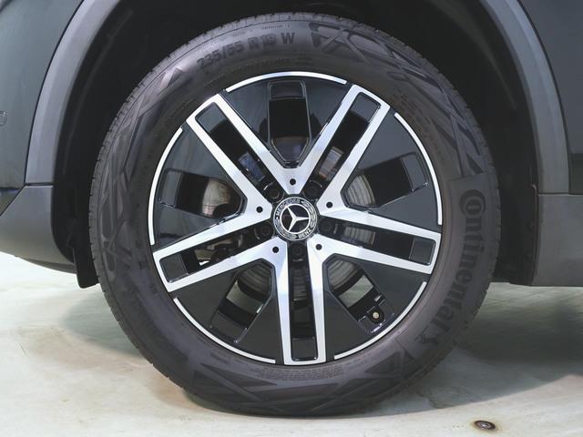 ＧＬＡクラス ＧＬＡ１８０　Ｂｌｕｅｔｏｏｔｈ接続　ＥＴＣ　ＬＥＤヘッドライト　ＴＶ　アイドリングストップ　クルーズコントロール　コネクテッド機能　サイドカメラ　シートヒーター　トランクスルー　ナビ　バックモニター　フロアマット（34枚目）