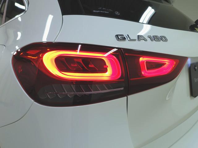 ＧＬＡクラス ＧＬＡ１８０　ＡＭＧラインパッケージ　ＡＭＧライン　Ｂｌｕｅｔｏｏｔｈ接続　ＥＴＣ　ＬＥＤヘッドライト　ＴＶ　アイドリングストップ　クルーズコントロール　コネクテッド機能　サイドカメラ　シートヒーター（5枚目）