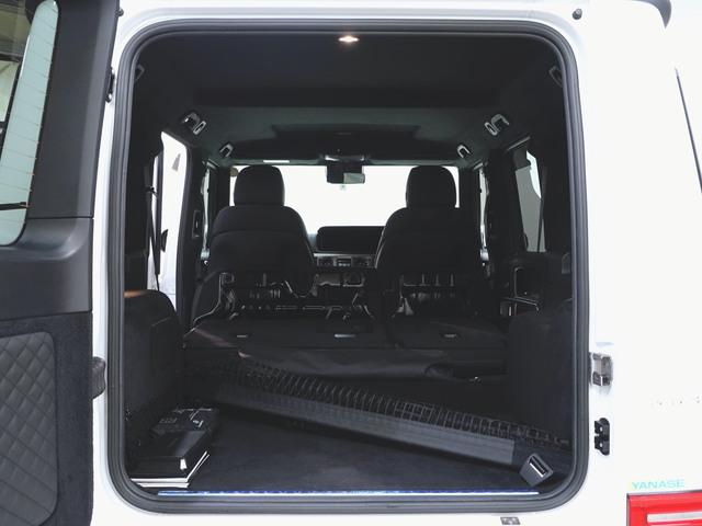 Gクラス G63 AMGレザーエクスクルーシブパッケージ AMGカーボンファイバーインテリアトリム Bluetooth接続 ETC LEDヘッドライト TV アイドリングストップ クルーズコントロール コネクテッド機能 サイドカメラ サンルーフ・ガラスルーフ(30枚目)