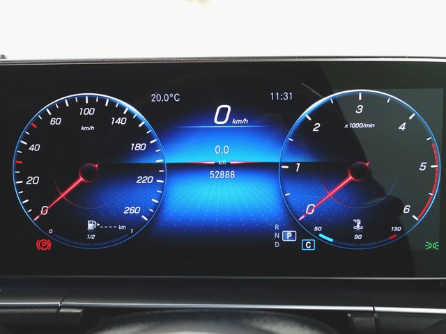 GLS GLS400 d 4マチック AMGライン ラグジュアリーパッケージ 3列シート Bluetooth接続 ETC LEDヘッドライト TV アイドリングストップ クルーズコントロール コネクテッド機能 サイドカメラ サンルーフ・ガラスルーフ(14枚目)