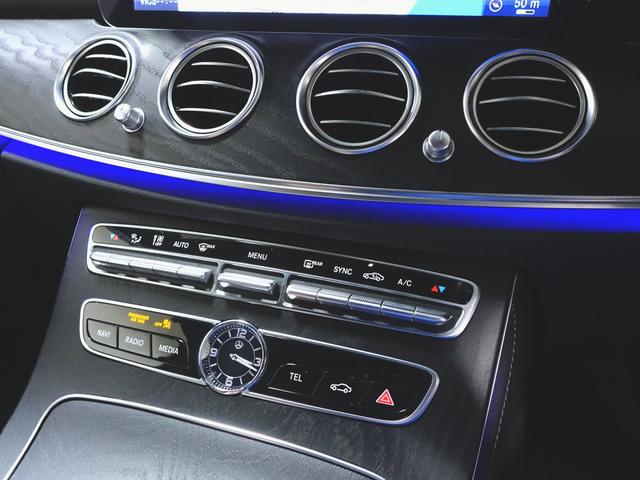 Ｅクラス Ｅ３００　アバンギャルド　スポーツ　エクスクルーシブパッケージ　Ｂｌｕｅｔｏｏｔｈ接続　ＥＴＣ　ＬＥＤヘッドライト　ＴＶ　アイドリングストップ　クルーズコントロール　コネクテッド機能　サイドカメラ　サンルーフ・ガラスルーフ（18枚目）