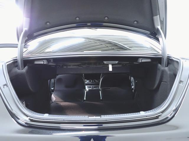 Ｅクラス Ｅ３００　アバンギャルド　スポーツ　エクスクルーシブパッケージ　Ｂｌｕｅｔｏｏｔｈ接続　ＥＴＣ　ＬＥＤヘッドライト　ＴＶ　アイドリングストップ　クルーズコントロール　コネクテッド機能　サイドカメラ　サンルーフ・ガラスルーフ（33枚目）