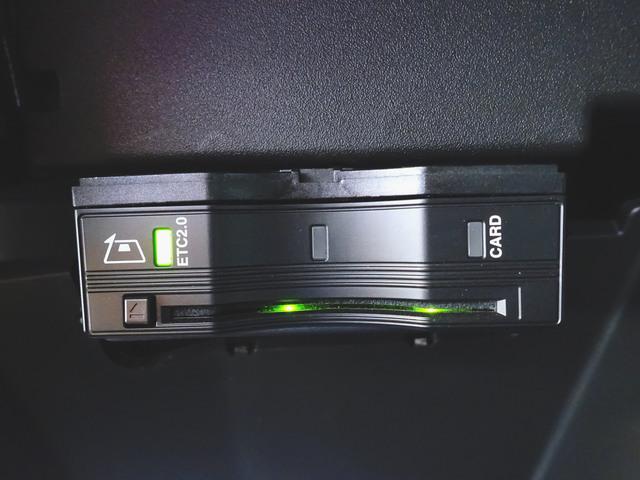 Ｂクラス Ｂ２００　ｄ　ＡＭＧライン　レーダーセーフティーパッケージ　アドバンスドパッケージ　ナビゲーションパッケージ　Ｂｌｕｅｔｏｏｔｈ接続　ＥＴＣ　ＬＥＤヘッドライト　ＴＶ　アイドリングストップ　クルーズコントロール　コネクテッド機能（10枚目）