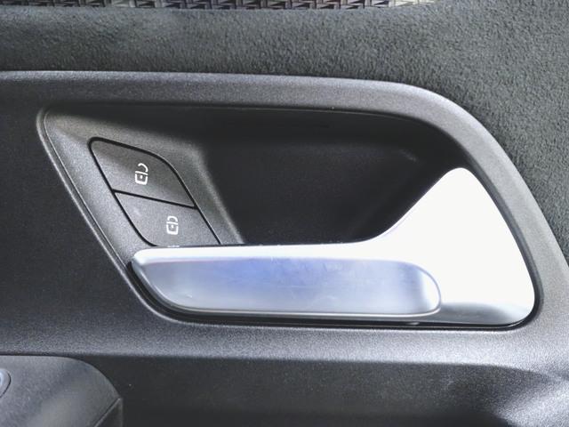 Ｂクラス Ｂ２００　ｄ　ＡＭＧライン　レーダーセーフティーパッケージ　アドバンスドパッケージ　ナビゲーションパッケージ　Ｂｌｕｅｔｏｏｔｈ接続　ＥＴＣ　ＬＥＤヘッドライト　ＴＶ　アイドリングストップ　クルーズコントロール　コネクテッド機能（22枚目）