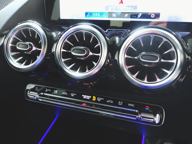 GLAクラス GLA200 d 4マチック AMGライン ナビゲーションパッケージ アドバンスドパッケージ Bluetooth接続 ETC LEDヘッドライト TV アイドリングストップ クルーズコントロール コネクテッド機能 サイドカメラ シートヒーター(18枚目)