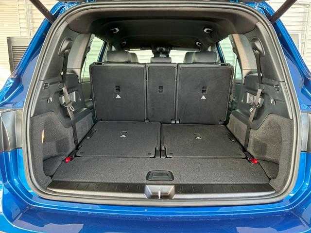 GLB GLB180 Bluetooth接続 ETC LEDヘッドライト TV アイドリングストップ クルーズコントロール シートヒーター ナビ バックモニター パワーシート フロアマット 横滑り防止装置(8枚目)