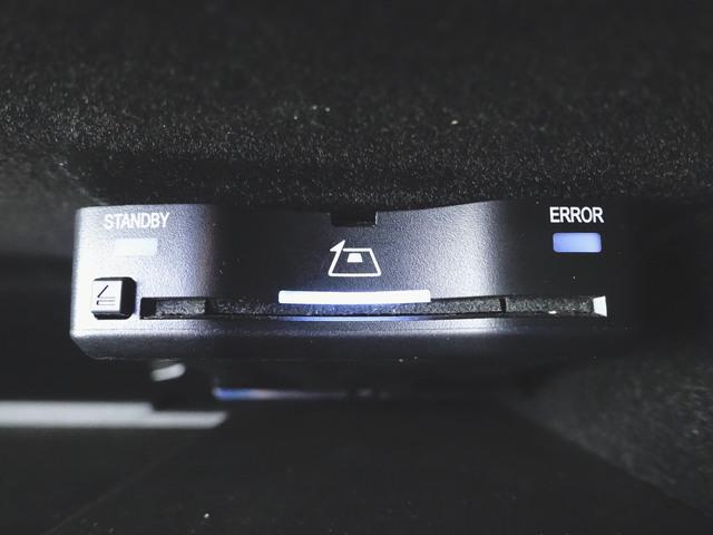 Ｃクラス Ｃ２００　アバンギャルド　リアアクスルステアリング　ＡＭＧライン　ベーシックパッケージ　レザーエクスクルーシブパッケージ　Ｂｌｕｅｔｏｏｔｈ接続　ＥＴＣ　ＬＥＤヘッドライト　ＴＶ　アイドリングストップ　クルーズコントロール　コネクテッド機能（10枚目）