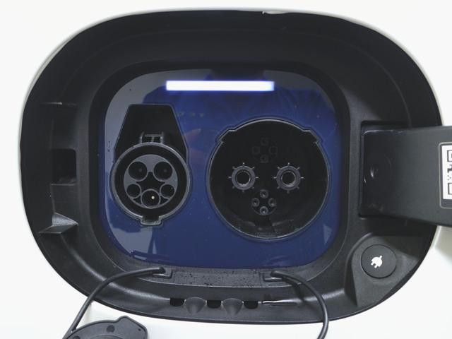 ＥＱＳ ＥＱＳ４５０　プラス　ＡＭＧラインパッケージ　デジタルインテリアパッケージ　エクスクルーシブパッケージ　Ｂｌｕｅｔｏｏｔｈ接続　ＥＴＣ　ＬＥＤヘッドライト　ＴＶ　アイドリングストップ　クルーズコントロール　コネクテッド機能　サイドカメラ（24枚目）