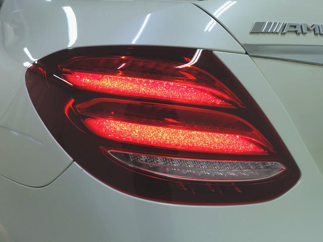 Ｅクラス Ｅ５３　４マチックプラス　エクスクルーシブパッケージ　Ｂｌｕｅｔｏｏｔｈ接続　ＥＴＣ　ＬＥＤヘッドライト　ＴＶ　アイドリングストップ　クルーズコントロール　コネクテッド機能　サイドカメラ　サンルーフ・ガラスルーフ（5枚目）