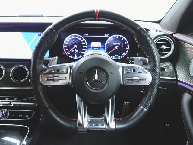 Ｅクラス Ｅ５３　４マチックプラス　エクスクルーシブパッケージ　Ｂｌｕｅｔｏｏｔｈ接続　ＥＴＣ　ＬＥＤヘッドライト　ＴＶ　アイドリングストップ　クルーズコントロール　コネクテッド機能　サイドカメラ　サンルーフ・ガラスルーフ（13枚目）