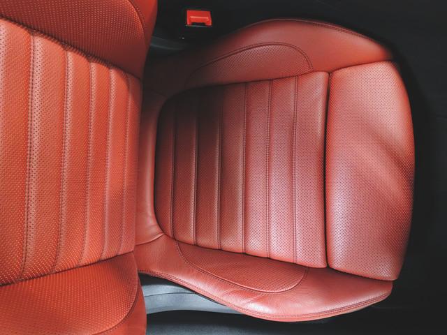 Cクラス C180 クーペ スポーツ レザーエクスクルーシブパッケージ レーダーセーフティーパッケージ(25枚目)