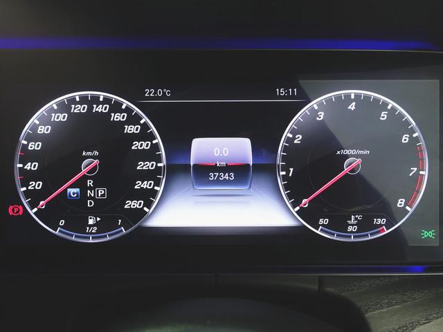 Ｅクラス Ｅ３００　アバンギャルド　スポーツ　エクスクルーシブパッケー　ジ（14枚目）