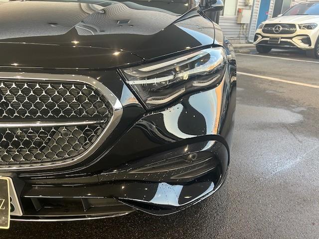 Ｅクラスステーションワゴン Ｅ２２０　ｄ　ステーションワゴン　アバンギャルド　ＡＭＧライ　ンパッケージ　アドバンスドパッケージ　デジタルインテリアパッケージ　レザーエクスクルーシブパッケージ（3枚目）