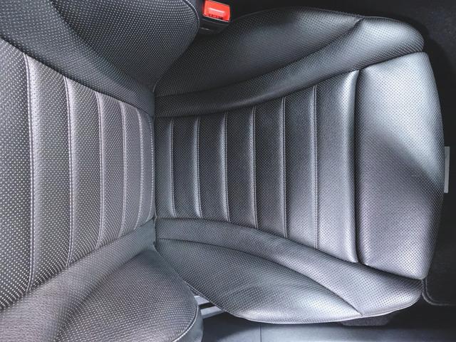 Cクラス C200 ローレウスエディション スポーツプラスパッケージ レザーエクスクルーシブパッケージ レーダーセーフティーパッケージ(25枚目)