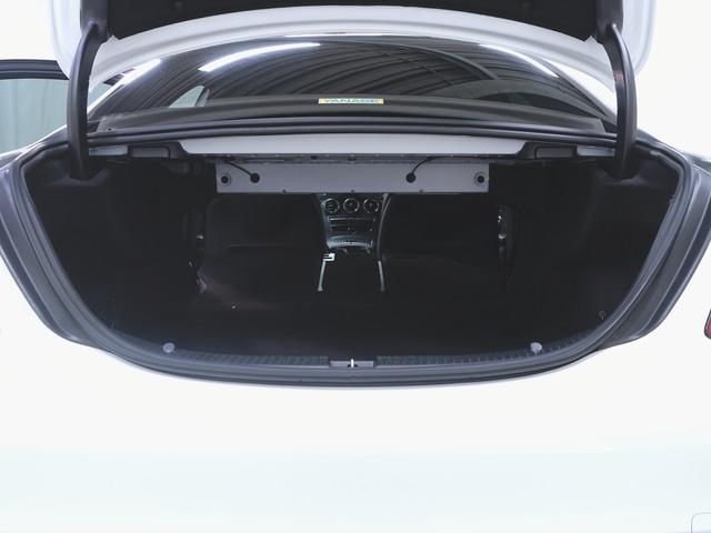 Cクラス C200 ローレウスエディション スポーツプラスパッケージ レザーエクスクルーシブパッケージ レーダーセーフティーパッケージ(32枚目)