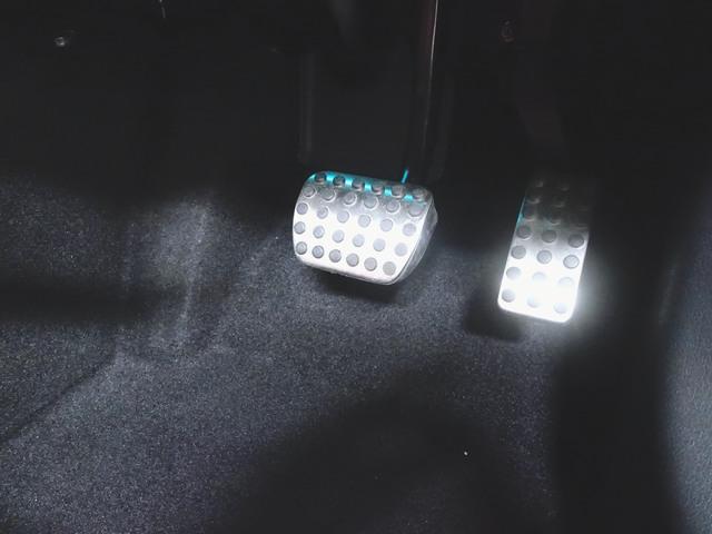 ＣＬＡクラス ＣＬＡ２００　ｄ　ＡＭＧラインパッケージ　ＡＭＧレザーエクスクルーシブパッケージ　アドバンスドパッケージ　Ｂｌｕｅｔｏｏｔｈ接続　ＥＴＣ　ＬＥＤヘッドライト　ＴＶ　アイドリングストップ　クルーズコントロール（9枚目）