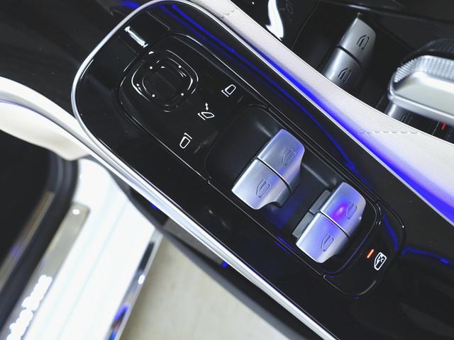 Ｓクラス Ｓ４００ｄ　４マチック　ＡＭＧラインパッケージ　ドライバーズパッケージ　ベーシックパッケージ　レザーエクスクルーシブパッケージ　Ｂｌｕｅｔｏｏｔｈ接続　ＥＴＣ　ＬＥＤヘッドライト　ＴＶ　アイドリングストップ（20枚目）