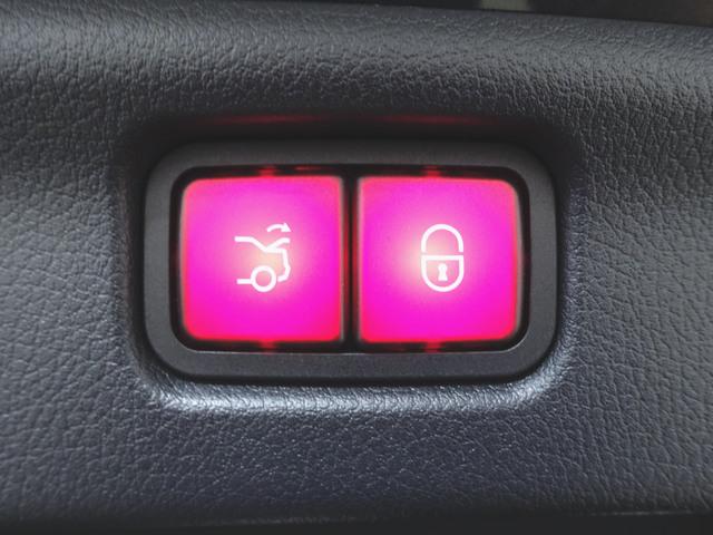 Cクラス C200 アバンギャルド AMGライン レザーエクスクルーシブパッケージ Bluetooth接続 ETC LEDヘッドライト TV アイドリングストップ クルーズコントロール コネクテッド機能 サイドカメラ サンルーフ・ガラスルーフ(25枚目)