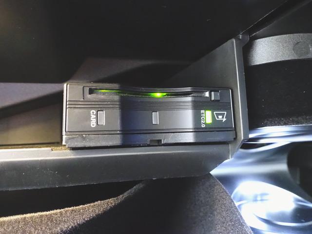 GLC GLC220 d 4マチック スポーツラインエディション Bluetooth接続 ETC LEDヘッドライト TV アイドリングストップ クルーズコントロール コネクテッド機能 サイドカメラ サンルーフ・ガラスルーフ シートヒーター トランクスルー ナビ(10枚目)