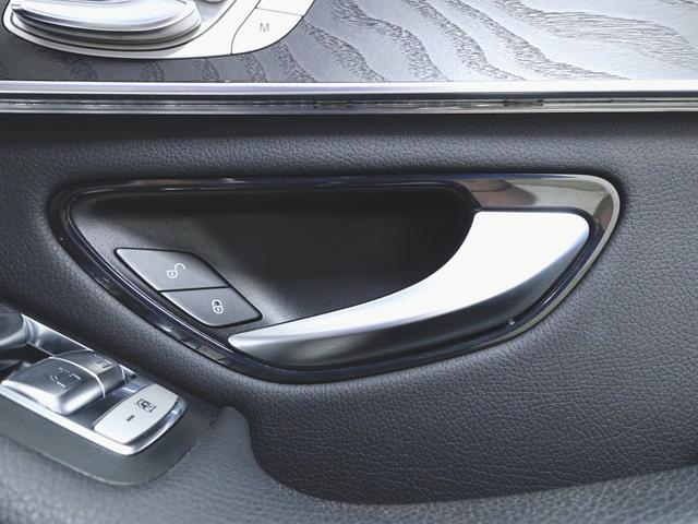 GLC GLC220 d 4マチック スポーツラインエディション Bluetooth接続 ETC LEDヘッドライト TV アイドリングストップ クルーズコントロール コネクテッド機能 サイドカメラ サンルーフ・ガラスルーフ シートヒーター トランクスルー ナビ(22枚目)