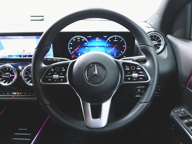 ＧＬＡクラス ＧＬＡ２００　ｄ　４マチック　Ｂｌｕｅｔｏｏｔｈ接続　ＥＴＣ　ＬＥＤヘッドライト　ＴＶ　アイドリングストップ　クルーズコントロール　コネクテッド機能　サイドカメラ　シートヒーター　トランクスルー　ナビ　バックモニター　パワーシート（13枚目）