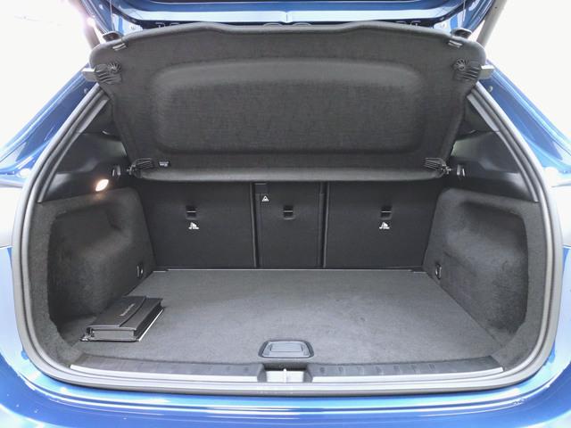 ＧＬＡクラス ＧＬＡ２００　ｄ　４マチック　Ｂｌｕｅｔｏｏｔｈ接続　ＥＴＣ　ＬＥＤヘッドライト　ＴＶ　アイドリングストップ　クルーズコントロール　コネクテッド機能　サイドカメラ　シートヒーター　トランクスルー　ナビ　バックモニター　パワーシート（27枚目）