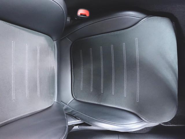 Ｃクラス Ｃ２００　アバンギャルド　リアアクスルステアリング　ＡＭＧラ　イン　ベーシックパッケージ（22枚目）