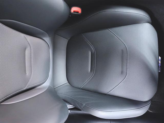 Ｃクラスステーションワゴン Ｃ６３　Ｓ　Ｅ　パフォーマンス　ステーショーンワゴン　ＡＭＧ　パフォーマンスパッケージ　ＡＭＧカーボンパッケージ（21枚目）