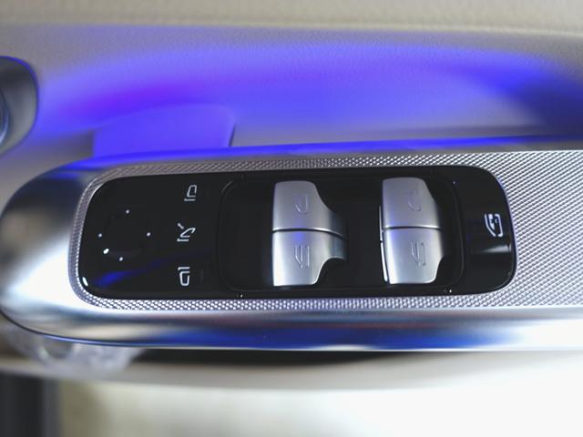 ＧＬＣ２２０　ｄ　４マチック　レザーエクスクルーシブパッケージ　Ｂｌｕｅｔｏｏｔｈ接続　ＥＴＣ　ＬＥＤヘッドライト　ＴＶ　アイドリングストップ　クルーズコントロール　コネクテッド機能　サイドカメラ　サンルーフ・ガラスルーフ(18枚目)