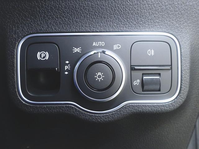 ＧＬＢ ＧＬＢ２００　ｄ　４マチック　３列シート　Ｂｌｕｅｔｏｏｔｈ接続　ＥＴＣ　ＬＥＤヘッドライト　ＴＶ　アイドリングストップ　クルーズコントロール　コネクテッド機能　サイドカメラ　シートヒーター　トランクスルー　ナビ　バックモニター（20枚目）