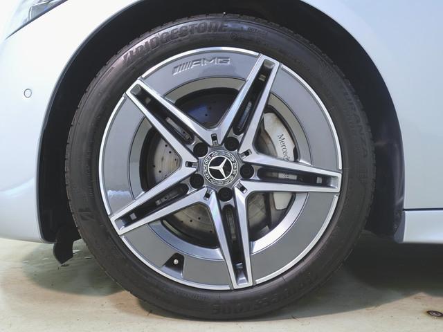 Ｃクラス Ｃ２００　アバンギャルド　ＡＭＧラインパッケージ　ベーシックパッケージ　レザーエクスクルーシブパッケージ　Ｂｌｕｅｔｏｏｔｈ接続　ＥＴＣ　ＬＥＤヘッドライト　ＴＶ　アイドリングストップ　クルーズコントロール　コネクテッド機能（32枚目）