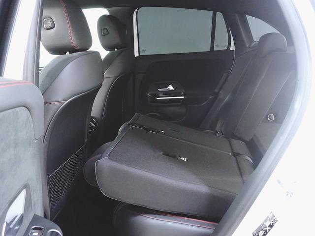 ＧＬＡクラス ＧＬＡ２００　ｄ　４マチック　ＡＭＧライン　Ｂｌｕｅｔｏｏｔｈ接続　ＥＴＣ　ＬＥＤヘッドライト　アイドリングストップ　クルーズコントロール　コネクテッド機能　サイドカメラ　シートヒーター　トランクスルー　ナビ　バックモニター　パワーシート（30枚目）