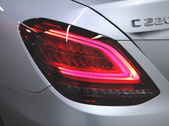 C220d ローレウスエディション レーダーセーフティパッケージ スポーツプラスパッケージ レザーエクスクルーシブパッケージ 2年保証 新車保証(8枚目)