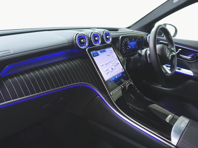 ＧＬＣ ＧＬＣ２２０　ｄ　４マチック　ＡＭＧラインパッケージ　ＡＭＧレザーエクスクルーシブパッケージ　ドライバーズパッケージ　ＡＭＧライン　Ｂｌｕｅｔｏｏｔｈ接続　ＥＴＣ　ＬＥＤヘッドライト　ＴＶ　アイドリングストップ（10枚目）