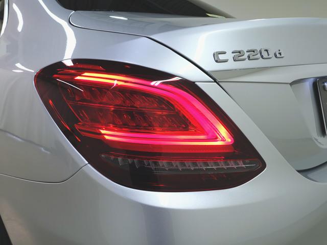 Ｃクラス Ｃ２２０　ｄ　ローレウスエディション　スポーツプラスパッケージ　レザーエクスクルーシブパッケージ　Ｂｌｕｅｔｏｏｔｈ接続　ＥＴＣ　ＬＥＤヘッドライト　ＴＶ　アイドリングストップ　クルーズコントロール　コネクテッド機能　サイドカメラ（5枚目）