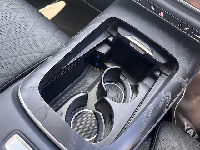 Ｅクラス Ｅ２００　アバンギャルド　ＡＭＧラインパッケージ　アドバンスドパッケージ　デジタルインテリアパッケージ　レザーエクスクルーシブパッケージ　ＡＭＧライン　Ｂｌｕｅｔｏｏｔｈ接続　ＥＴＣ　ＬＥＤヘッドライト　ＴＶ（20枚目）