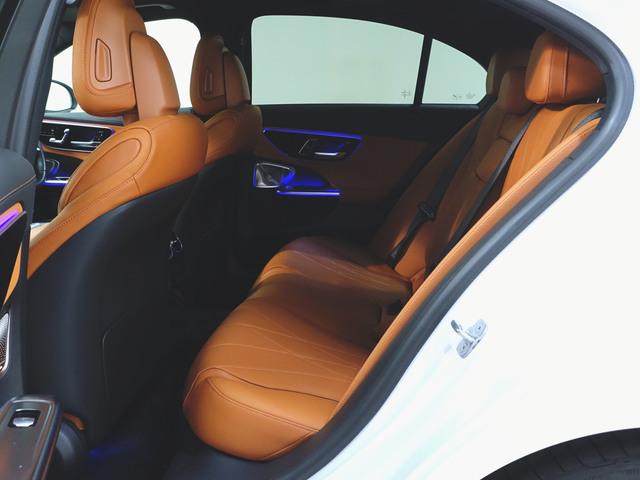 Cクラス C200 スポーツ エクスクルーシブリミテッド Bluetooth接続 ETC LEDヘッドライト TV アイドリングストップ クルーズコントロール コネクテッド機能 サイドカメラ サンルーフ・ガラスルーフ シートエアコン シートヒーター(26枚目)