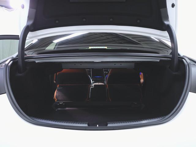 Cクラス C200 スポーツ エクスクルーシブリミテッド Bluetooth接続 ETC LEDヘッドライト TV アイドリングストップ クルーズコントロール コネクテッド機能 サイドカメラ サンルーフ・ガラスルーフ シートエアコン シートヒーター(29枚目)