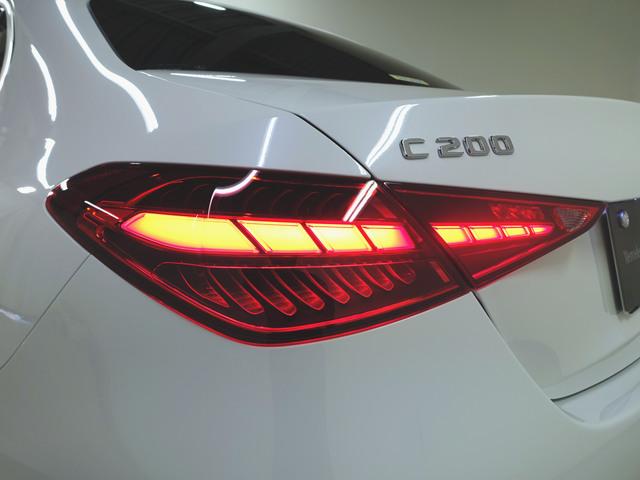 Ｃクラス Ｃ２００　アバンギャルド　ＡＭＧラインパッケージ　ベーシックパッケージ　レザーエクスクルーシブパッケージ　Ｂｌｕｅｔｏｏｔｈ接続　ＥＴＣ　ＬＥＤヘッドライト　ＴＶ　アイドリングストップ　クルーズコントロール　コネクテッド機能（5枚目）