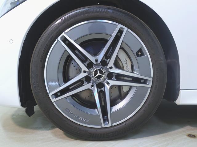 Ｃクラス Ｃ２００　アバンギャルド　ＡＭＧラインパッケージ　ベーシックパッケージ　レザーエクスクルーシブパッケージ　Ｂｌｕｅｔｏｏｔｈ接続　ＥＴＣ　ＬＥＤヘッドライト　ＴＶ　アイドリングストップ　クルーズコントロール　コネクテッド機能（32枚目）