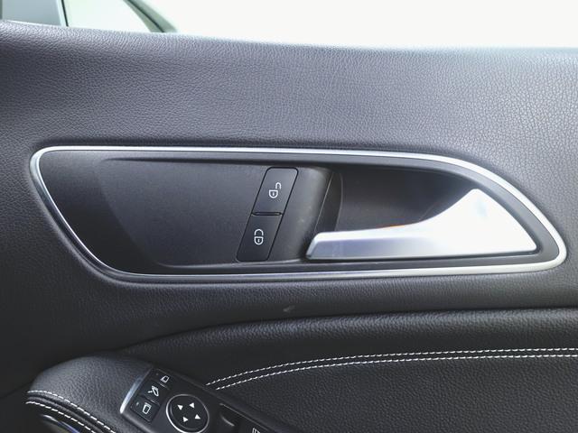 ＣＬＡクラス ＣＬＡ２２０　４マチック　レーダーセーフティーパッケージ　Ｂｌｕｅｔｏｏｔｈ接続　ＣＤ　ＤＶＤ再生　ＥＴＣ　ＬＥＤヘッドライト　ＴＶ　アイドリングストップ　クルーズコントロール　シートヒーター　トランクスルー　ナビ（22枚目）