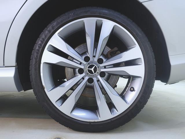 ＣＬＡクラス ＣＬＡ２２０　４マチック　レーダーセーフティーパッケージ　Ｂｌｕｅｔｏｏｔｈ接続　ＣＤ　ＤＶＤ再生　ＥＴＣ　ＬＥＤヘッドライト　ＴＶ　アイドリングストップ　クルーズコントロール　シートヒーター　トランクスルー　ナビ（33枚目）