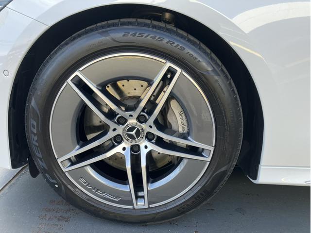 Ｅクラスステーションワゴン Ｅ２２０　ｄ　ステーションワゴン　アバンギャルド　ＡＭＧライ　ンパッケージ　アドバンスドパッケージ　デジタルインテリアパッケージ　レザーエクスクルーシブパッケージ（11枚目）