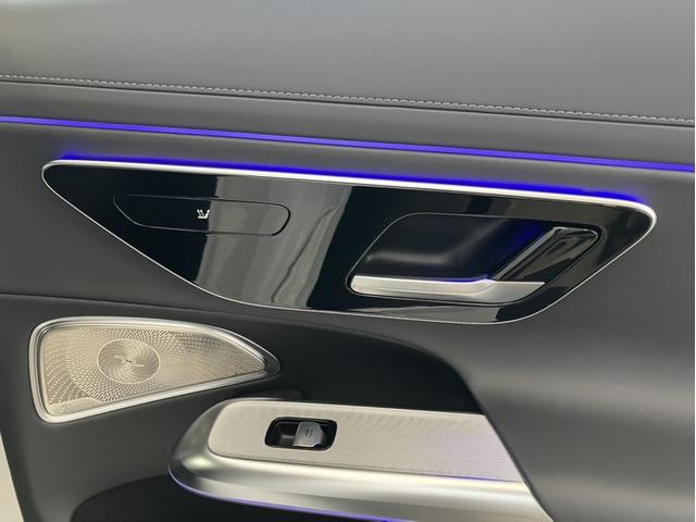 Ｅクラスステーションワゴン Ｅ２２０　ｄ　ステーションワゴン　アバンギャルド　ＡＭＧライ　ンパッケージ　アドバンスドパッケージ　デジタルインテリアパッケージ　レザーエクスクルーシブパッケージ（15枚目）