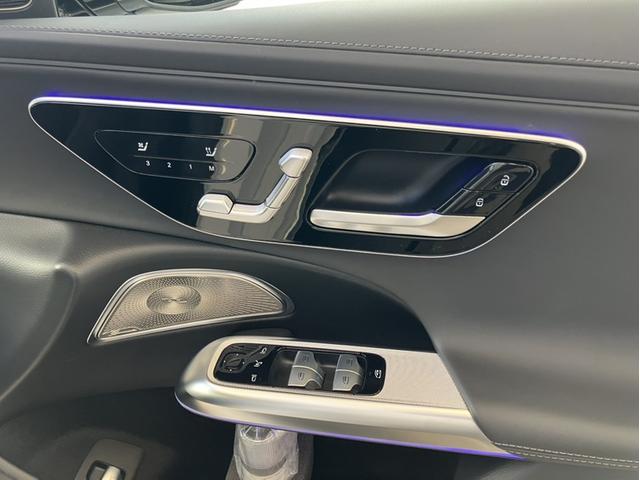 Ｅクラスステーションワゴン Ｅ２２０　ｄ　ステーションワゴン　アバンギャルド　ＡＭＧライ　ンパッケージ　アドバンスドパッケージ　デジタルインテリアパッケージ　レザーエクスクルーシブパッケージ（18枚目）