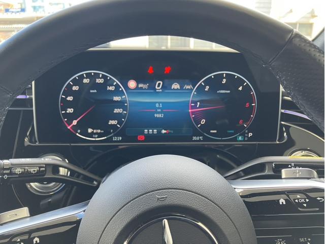 Ｅクラスステーションワゴン Ｅ２２０　ｄ　ステーションワゴン　アバンギャルド　ＡＭＧライ　ンパッケージ　アドバンスドパッケージ　デジタルインテリアパッケージ　レザーエクスクルーシブパッケージ（19枚目）