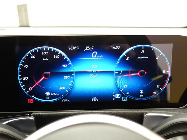 ＧＬＢ ＧＬＢ２００　ｄ　ナビゲーションパッケージ　３列シート　Ｂｌｕｅｔｏｏｔｈ接続　ＥＴＣ　ＬＥＤヘッドライト　ＴＶ　アイドリングストップ　クルーズコントロール　コネクテッド機能　サイドカメラ　サンルーフ・ガラスルーフ（32枚目）