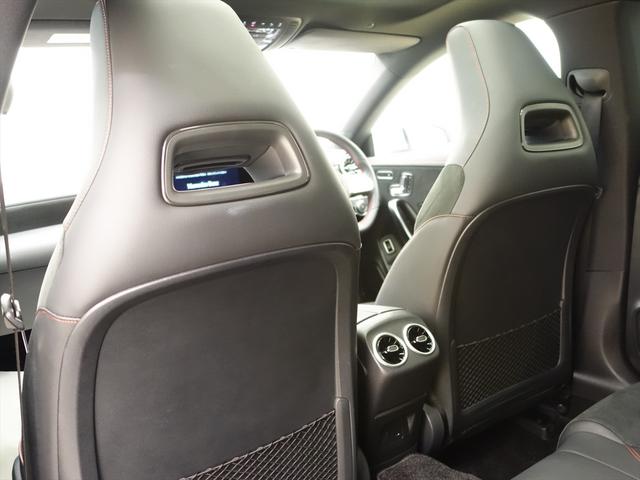 ＣＬＡクラス ＣＬＡ１８０　ＡＭＧラインパッケージ　Ｂｌｕｅｔｏｏｔｈ接続　ＥＴＣ　ＬＥＤヘッドライト　ＴＶ　アイドリングストップ　クルーズコントロール　コネクテッド機能　サンルーフ・ガラスルーフ　シートヒーター　トランクスルー（12枚目）